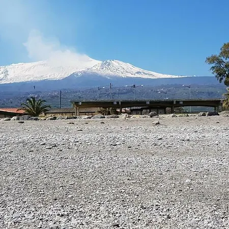 Alba - Charme E Relax Con Luce Del Mattino Fondachello (Mascali)
